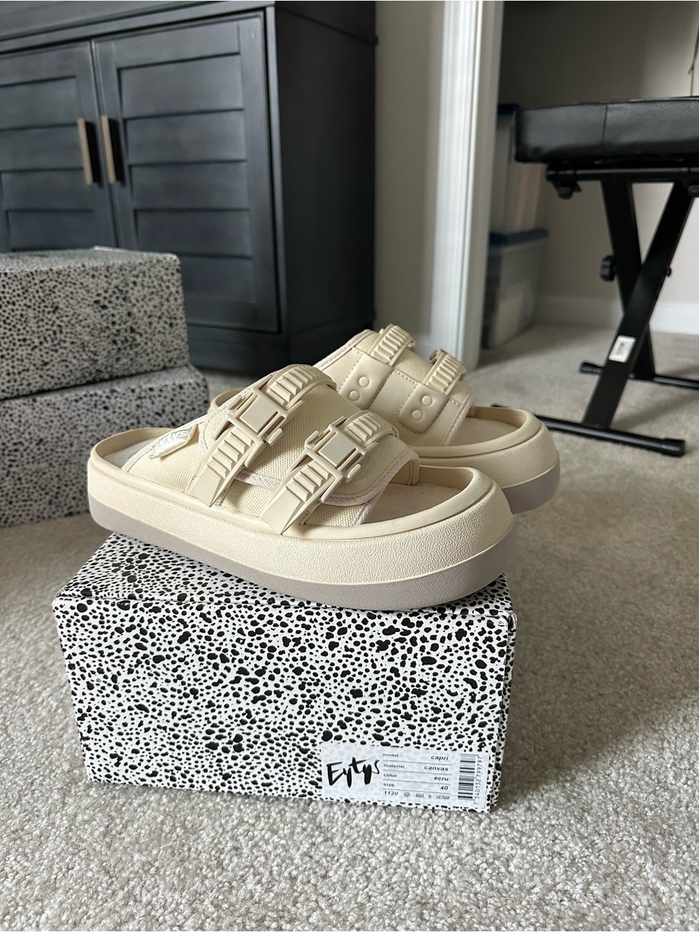 Eytys Capri platform sandals size EU40, men’s 7.5 women’s 9.